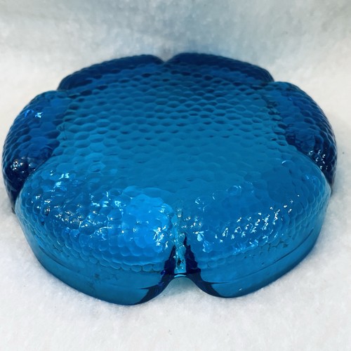 Vintage Ash Tray Anchor Hocking Blue Glass Textured Lotus Flower Shape 6” - Picture 4 of 8