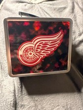 Vintage metal Lunch box Detroit Red Wings Lunch Box