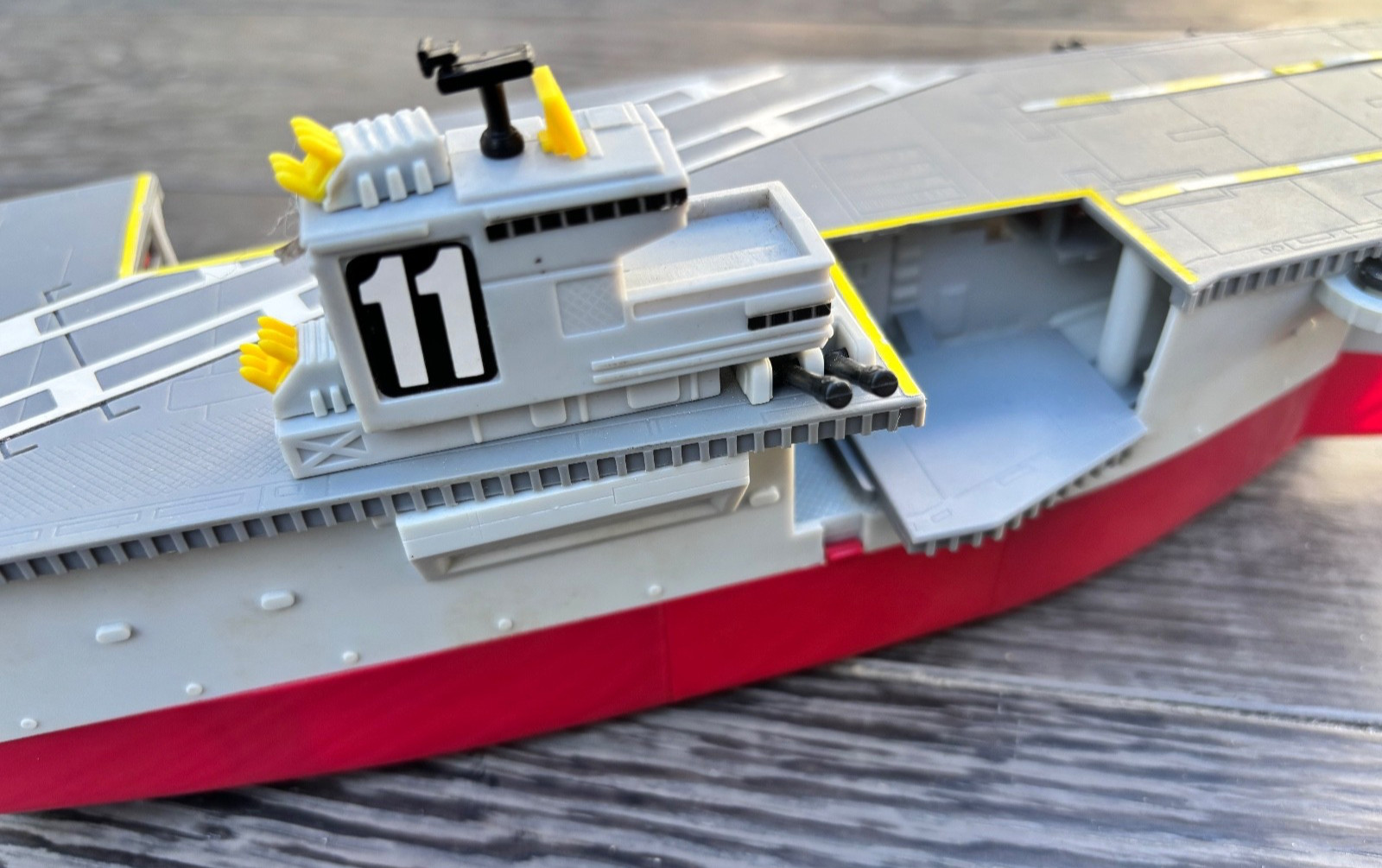 GALOOB MICRO MACHINES  AIRCRAFT CARRIER SEA TRANSPORT PLAY SET