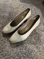 Salvatore Ferragamo Vintage Taupe Patterned Pumps 7.5C