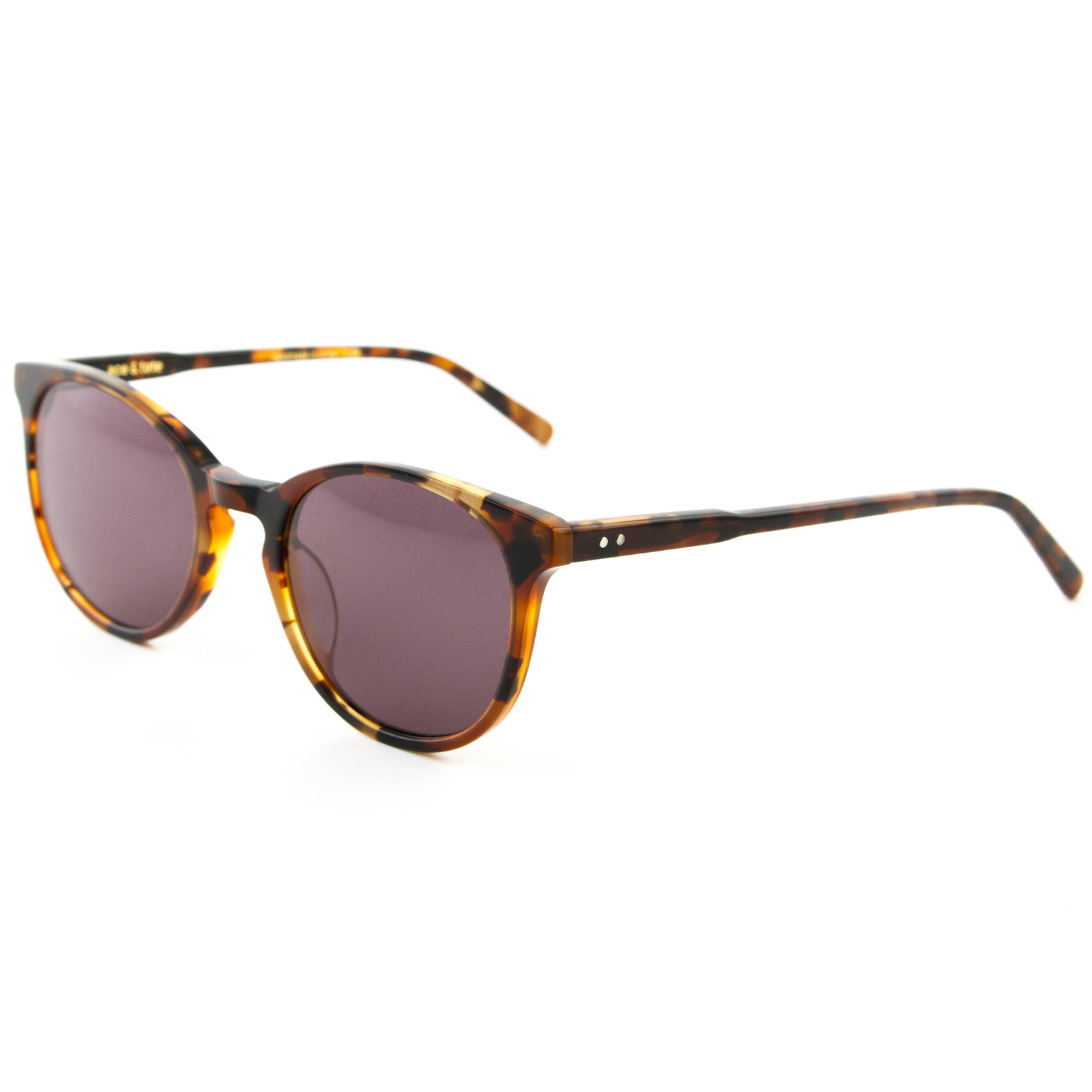 Эйс и Тейт на скале Деймен-Зонненбрилле