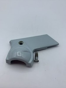 Vintage SINGER 357K NÄHMASCHINE ERSATZTEIL Glühbirne Abdeckung und Schraube blau