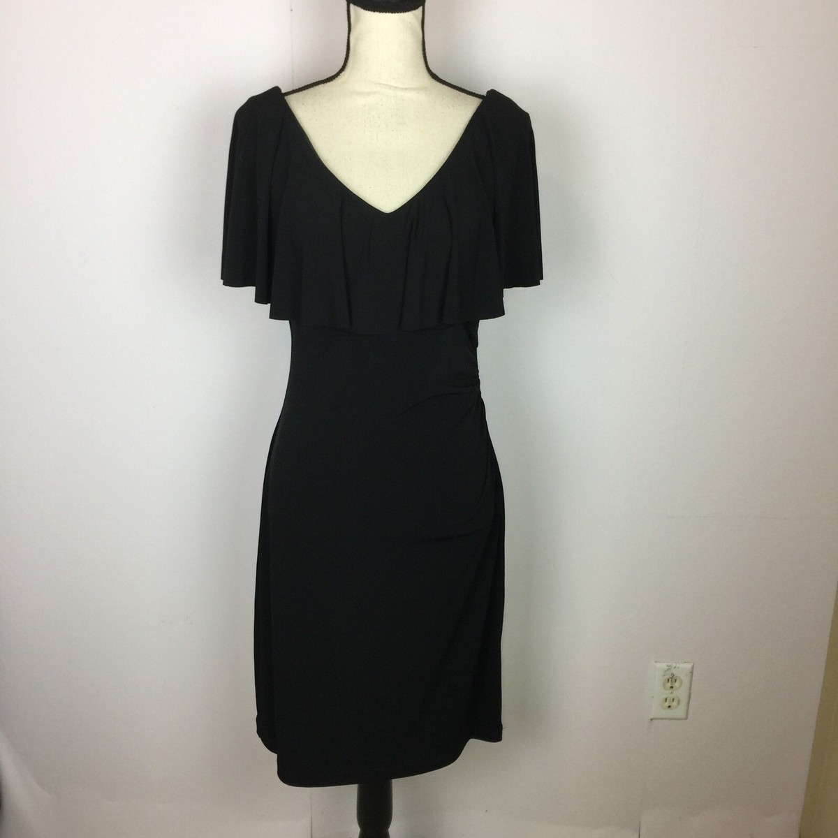 NWT Connected Apparel Sheath Dress Size 8 Womans Black Knit V-Neck Short  Sleeve