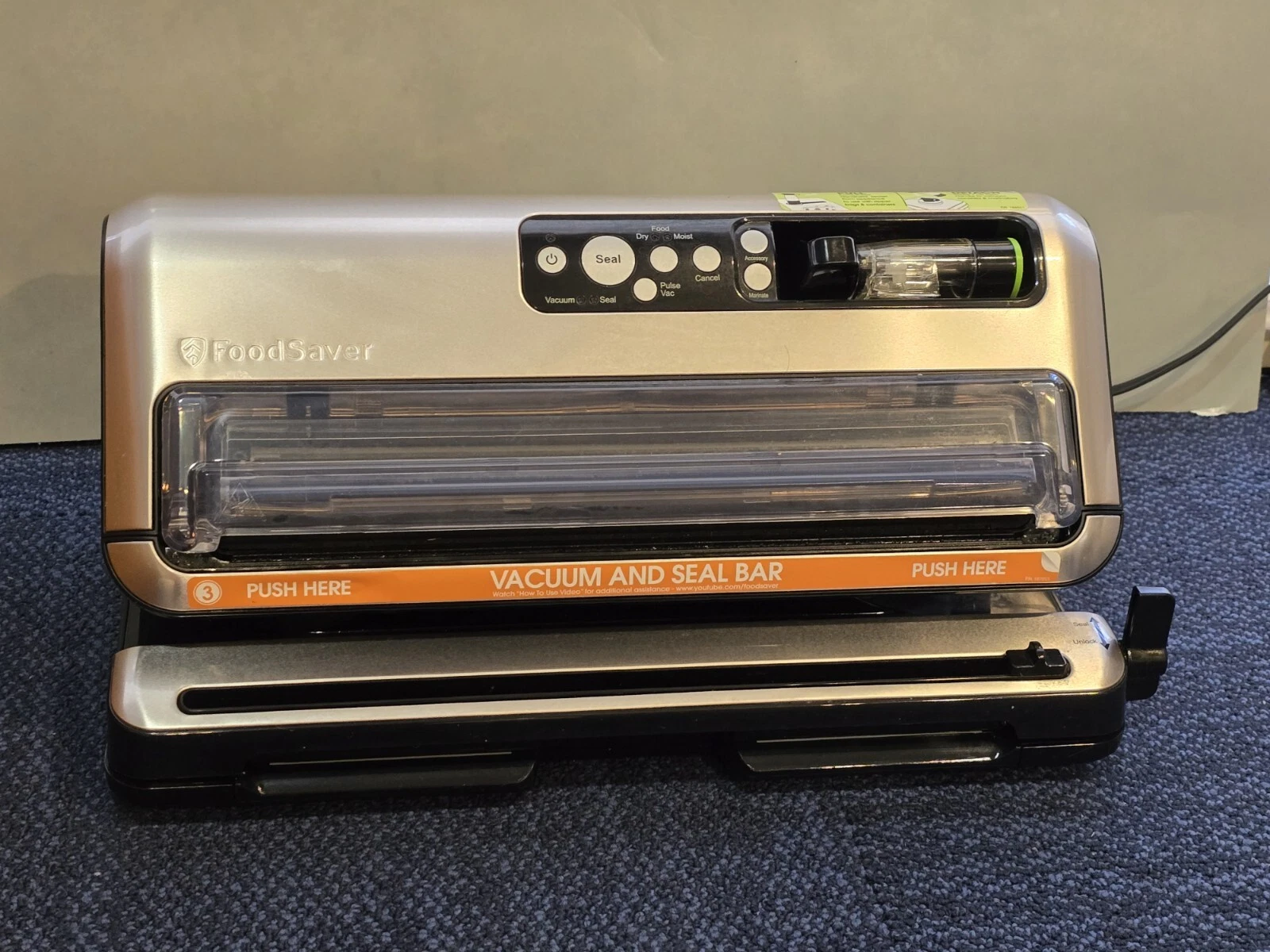 FoodSaver Food Vacuum Pack 2-in-1 Preservation Sealer Set Express Bag Maker