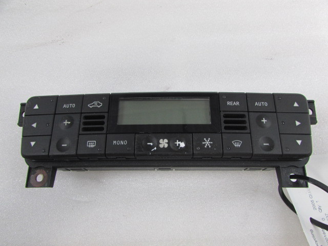 Maserati Quattroporte, Temp/Climate Control Unit, Used, P/N 221237