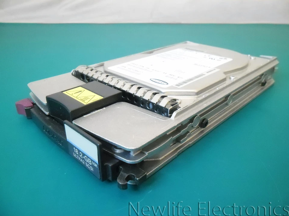 Compaq 143920-001 18.2GB 10,000 RPM 3.5 in. Wide Ultra2 SCSI HDD 127965-001 - Image 2 of 4