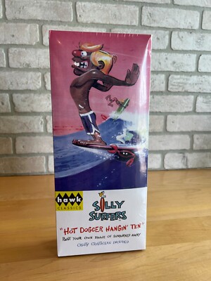 Sealed NIB Hot Dogger Hangin  Ten 16011 Hawk Classics Model Kit