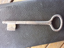 Clé ancienne fer forgé. 14,5 cm. Porte, portail,...