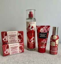 Bath  Body Works Japanese Cherry Blossom Set