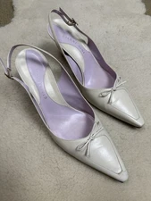 Gianni Bini Ivory Slingback Pointed Toe Kitten Heel Bow Detail Leather Pumps 9M