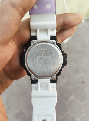 【美品】G-SHOCK DW6900 ホワイト×ブラック×パープル Casio G-Shock DW-6900SC-1 Crazy Colors Black & White Purple Accent