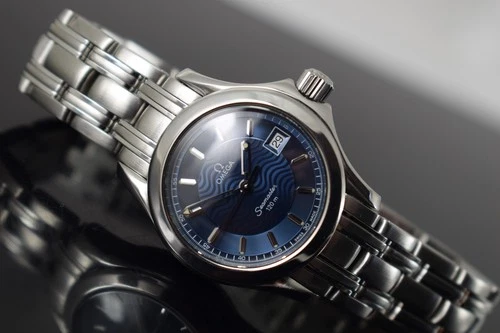 omega seamaster ladies watch generic box. 1 yr warranty 26mm watch 2581.81 model