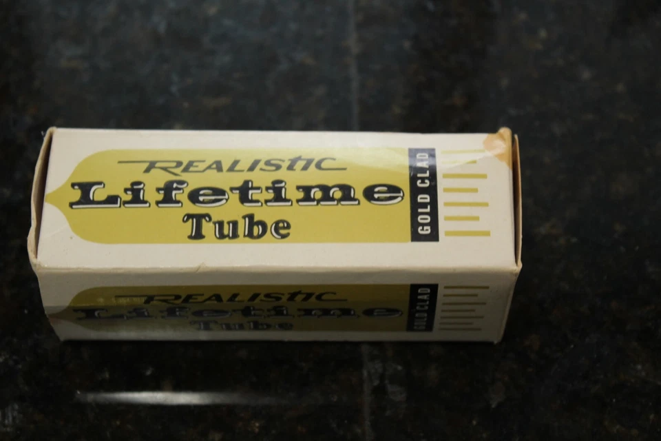 Tubo ranurado Fender vintage #GT6L6B en una caja de publicidad realista como no está probado Foto 3 de 4