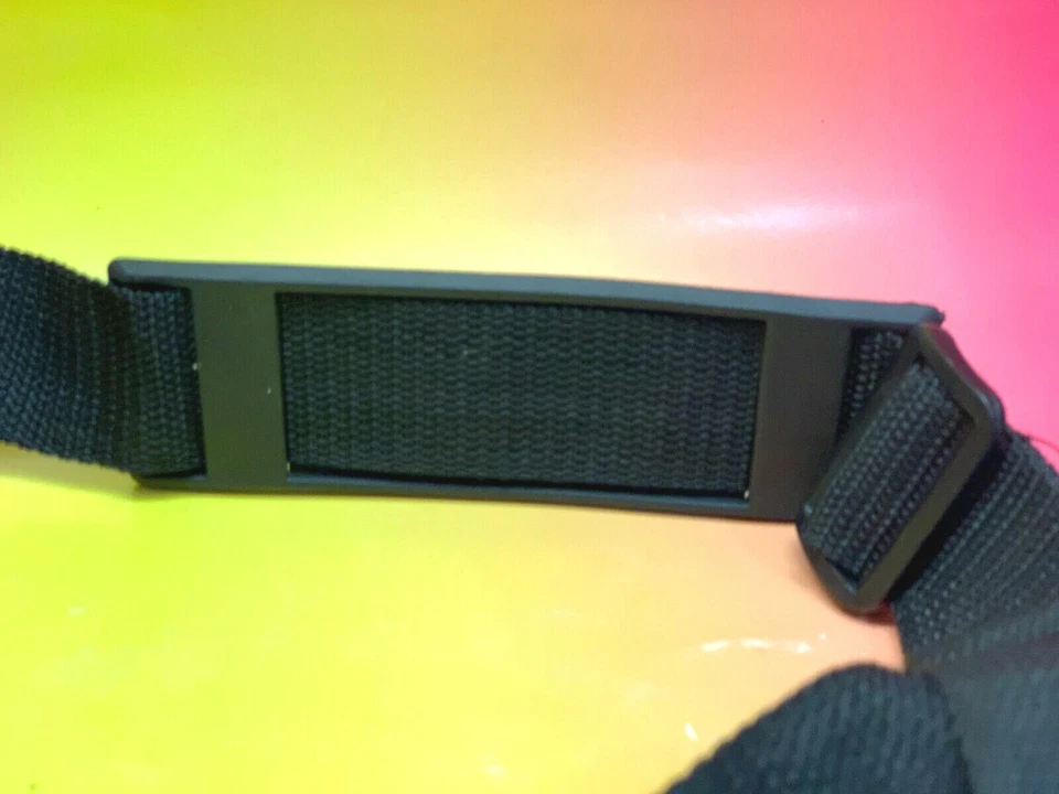 1(one) BLACK NYLON SHOULDER STRAP with NON-SLIP PAD to your BAG CASE Camera NEW! - Image 4 of 4