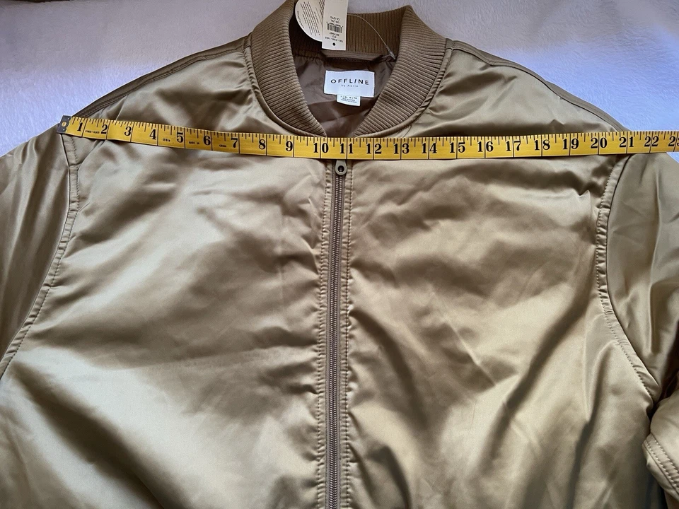 Offline By Aerie 男式轰炸机绗缝夹克美国鹰金色尺寸 L/XL/G/TG98 美元 — 第 3/4 张图片