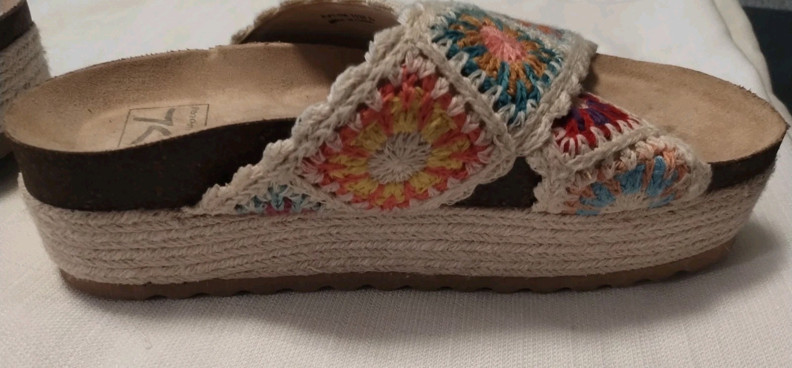 Dirty Laundry Plays Flat Platform Slide Floral Cr… - image 9