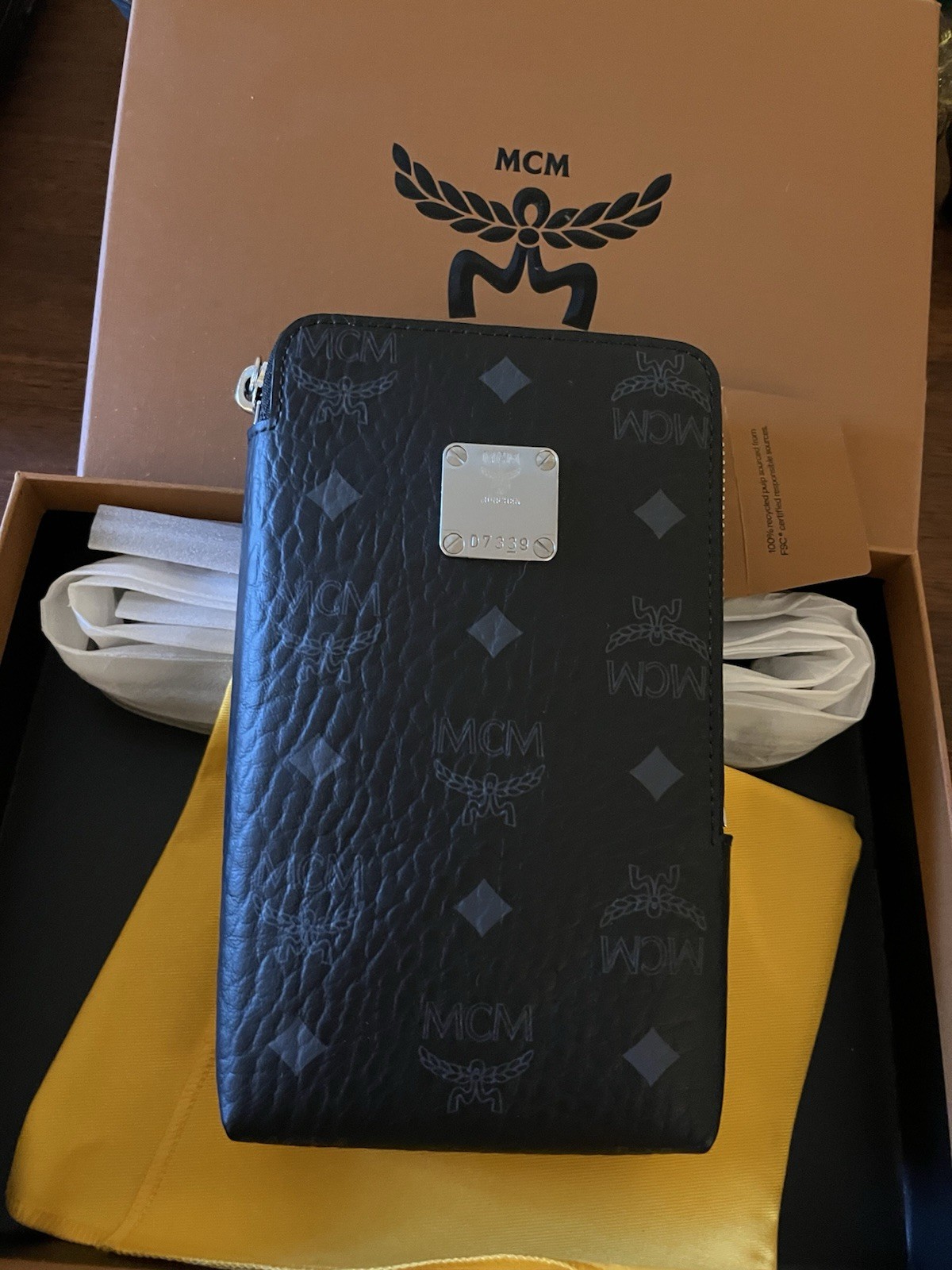 MCM Black Visetos Leather Zip Crossbody Wallet Pouch w/ Strap Dust Bag Box image 3