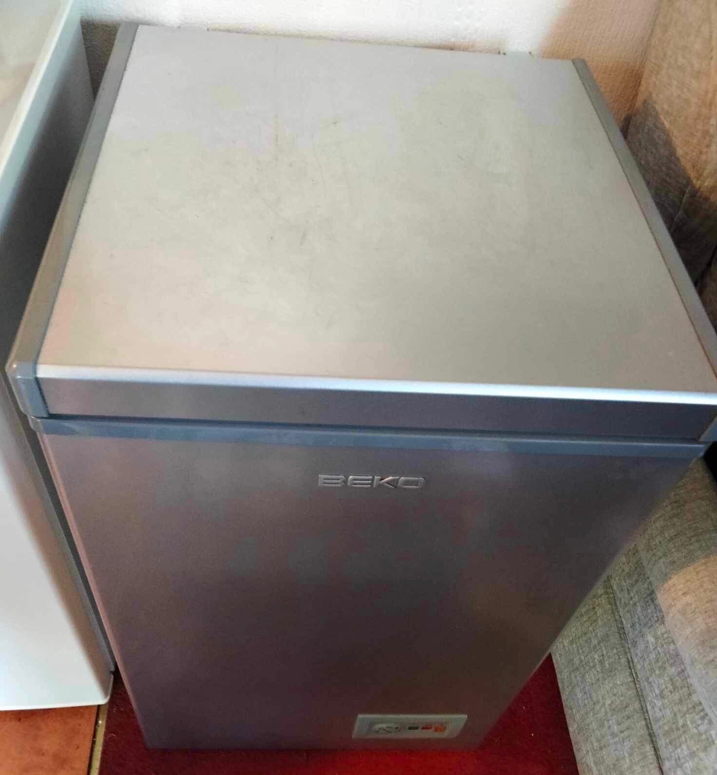 Beko silver chest freezer model no.cf92s eBay