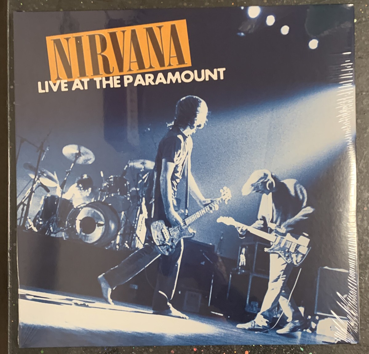 ニルヴァーナ NIRVANA /LIVE AT PARAMOUNT　 ブルーレイ Amazon.com: Nirvana: Live at the Paramount [Blu-ray