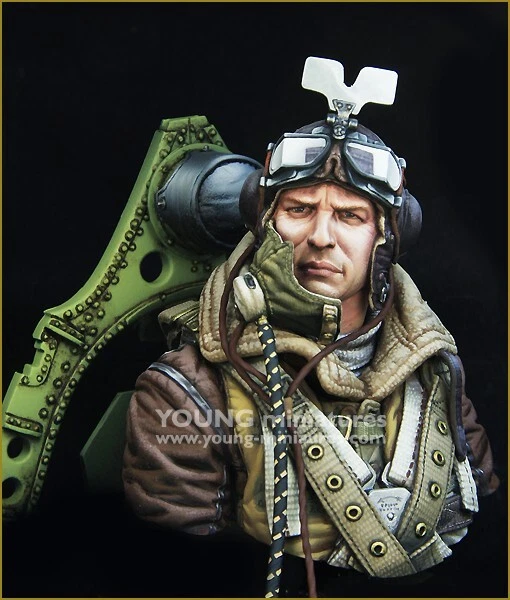 Young Miniatures - RAF Spitfire Mk.l Pilot WWll - 1/10th Resin Bust - YM1868 - Image 2 of 4