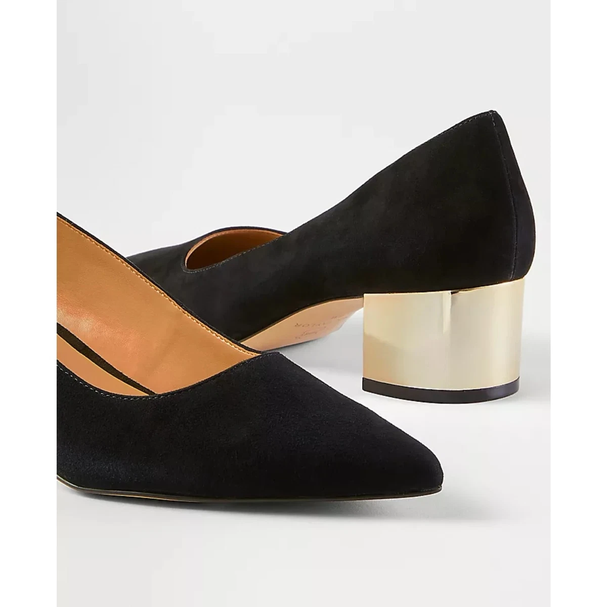 Ann taylor suede best sale pumps
