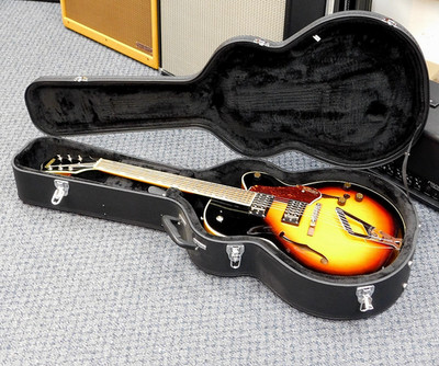 2023 Gretsch G2420 Streamliner Hollowbody Electric Guitar w/ Case! VERY NICE!!!