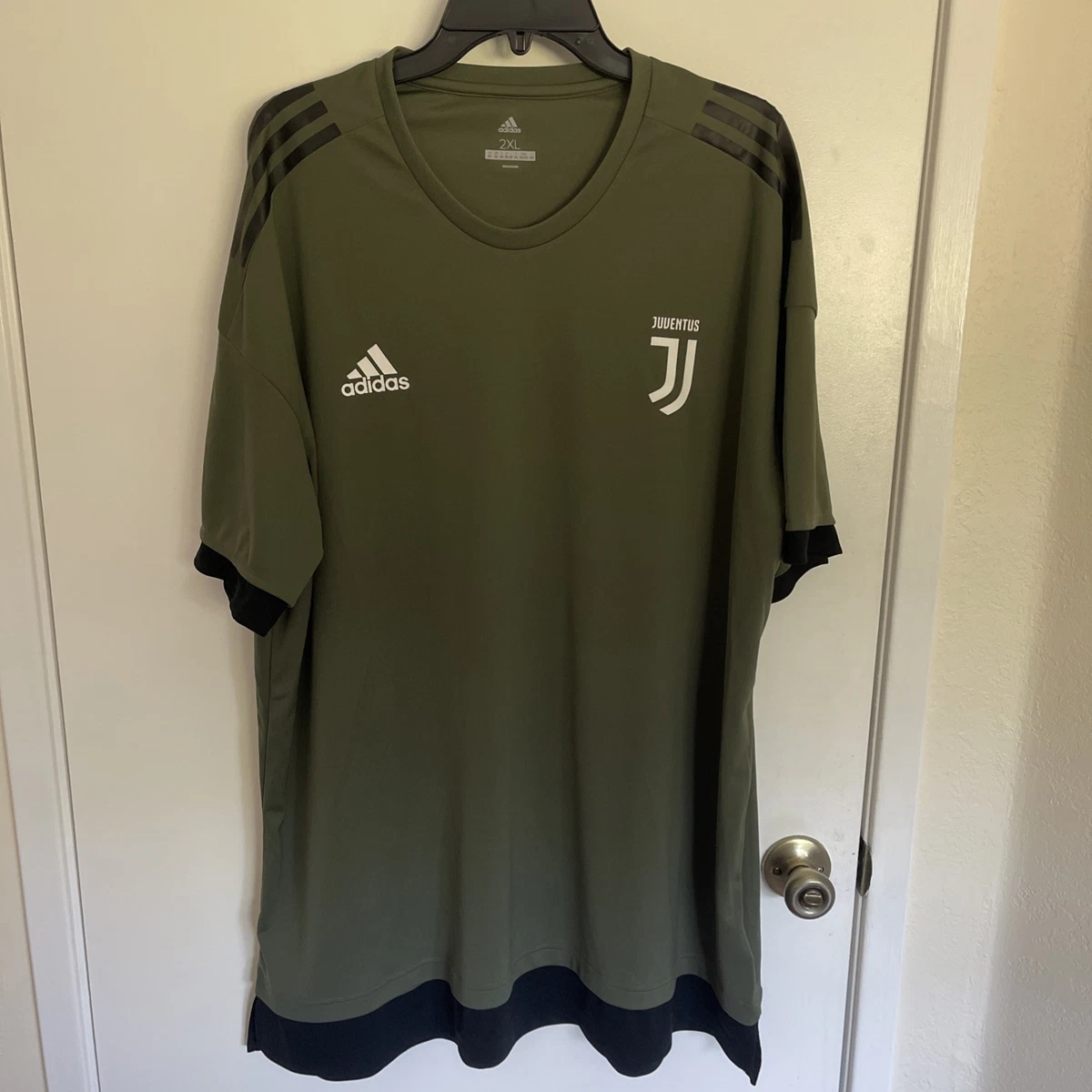 Juventus Green International Club Soccer Fan Apparel and Souvenirs