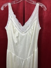 40 B Vintage 70s Nylon Bow Print Gown Nightgown w Lace Soft Moments Sissy Pinup