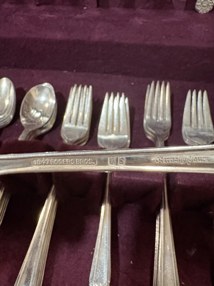 Vintage 1847 Rogers Bros Silverplate Flatware Set for 8 (51 Pieces) - Image 2 of 2