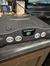 Nintendo 64 N64 Console Bundle 2 Controllers Untested Powers On