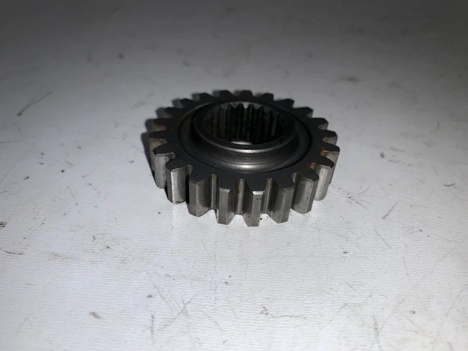 Honda CR250R 1985 OEM transmisión primaria 13615-KA4-770 Foto 2 de 4