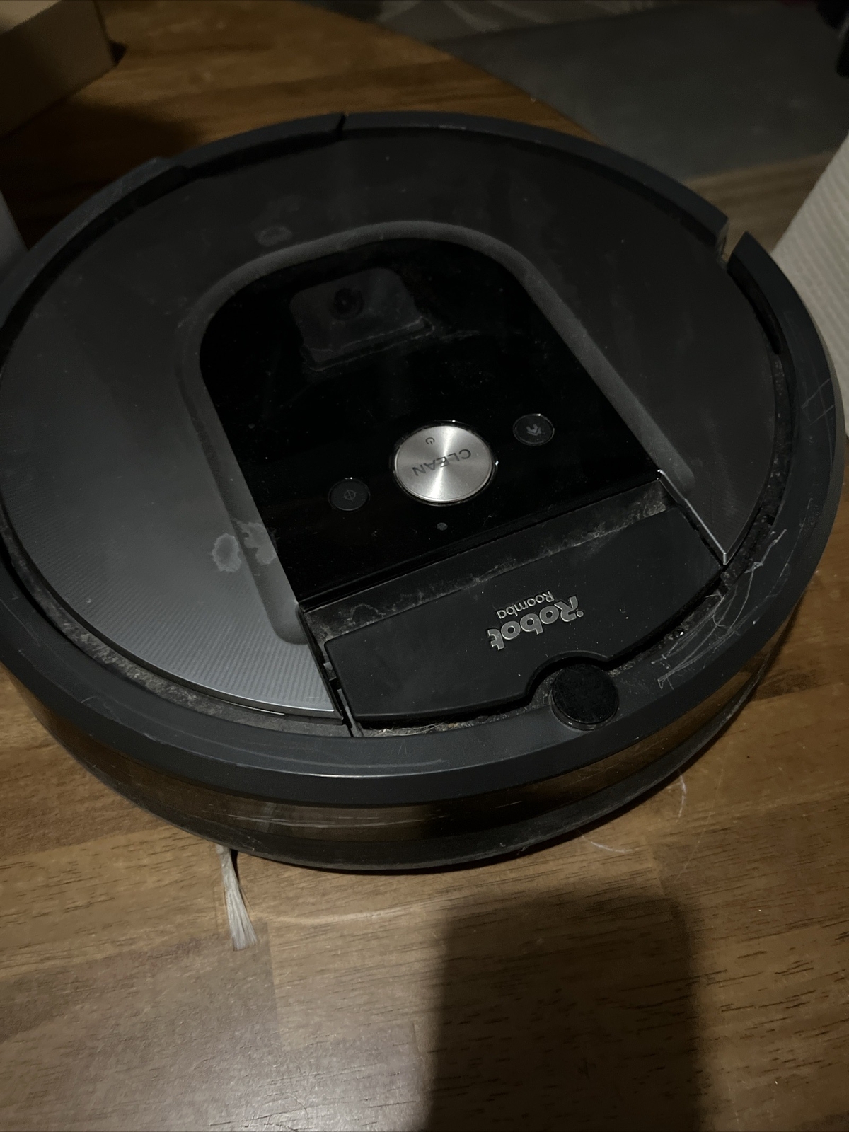 iRobot Roomba 960 WiFi Connected Robotic Vacuum eBay