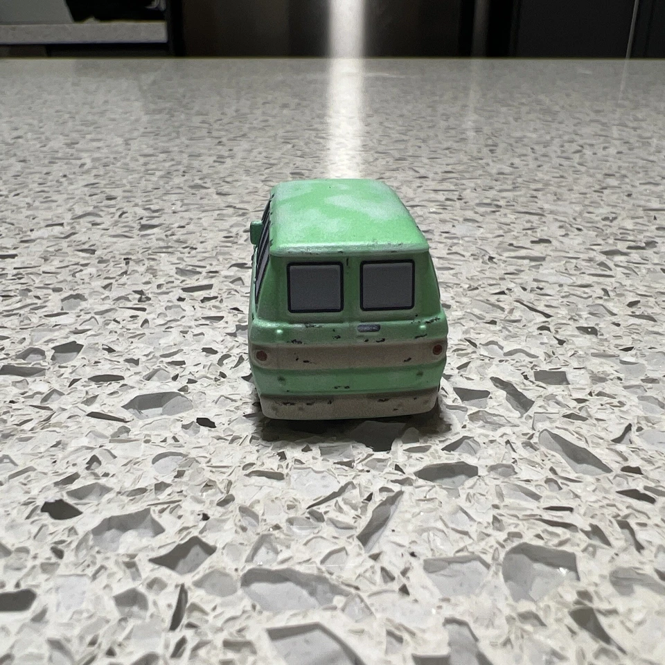 Disney Pixar Cars - Mini Racers - Polvoriento Rust-eze Van Dodge - ¡Nuevo! Foto 3 de 4