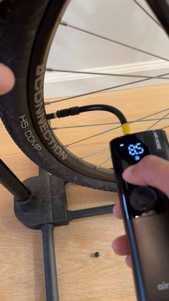 Airmoto Tire Inflator portable air Compressor for Car Motorcycle Bike