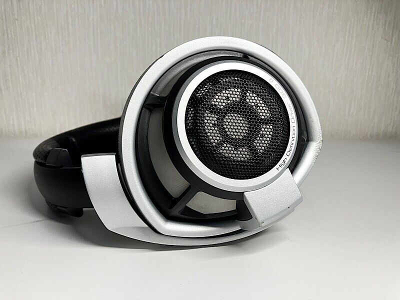 Sennheiser HD800 Audiophile Over Ear Headphones Confirmed Sennheiser HD800 Audiophile Over Ear Headphones Confirmed