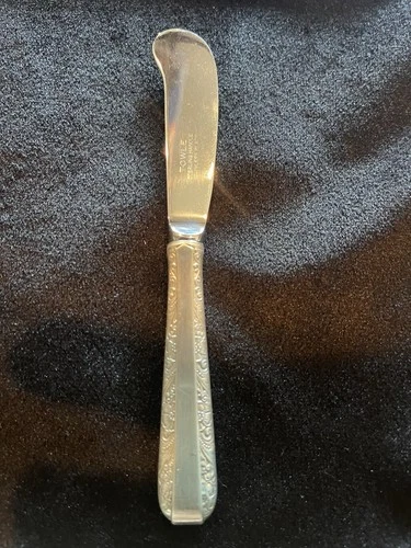 Towle Candlelight Butter Spreader 5-5/8”. Sterling Handle, Stainless Blade