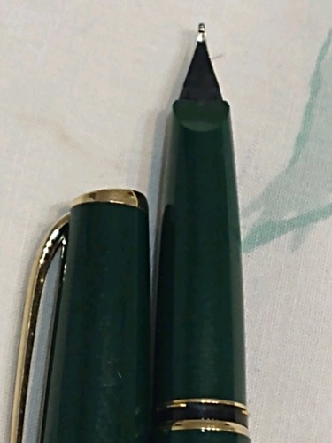 Montblanc Generation Green Resin Fountain Pen 14k Gold Medium Point Nib - 第 18/21 張圖片