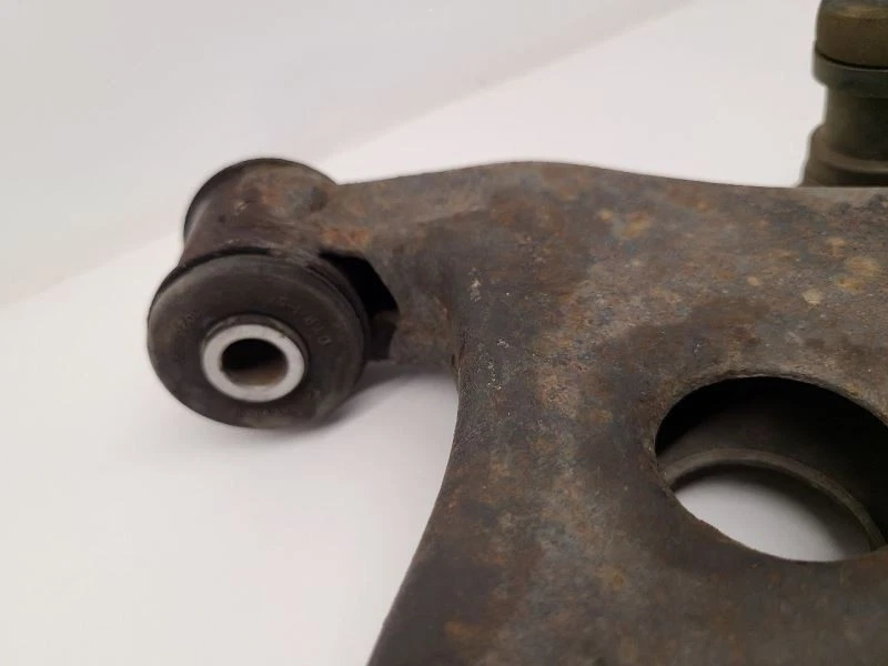 00-16 CHEVY IMPALA LH Driver Lower Control Arm Front VIN W 4th Digit Limited   - Image 3 of 4