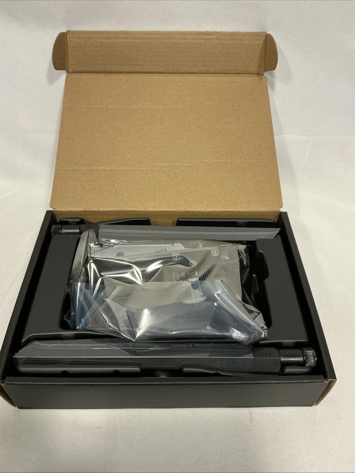 tp-link AXE5400 Wi-Fi 6E Bluetooth 5.2 PCle Adapter Archer TXE75E - Image 2 of 4