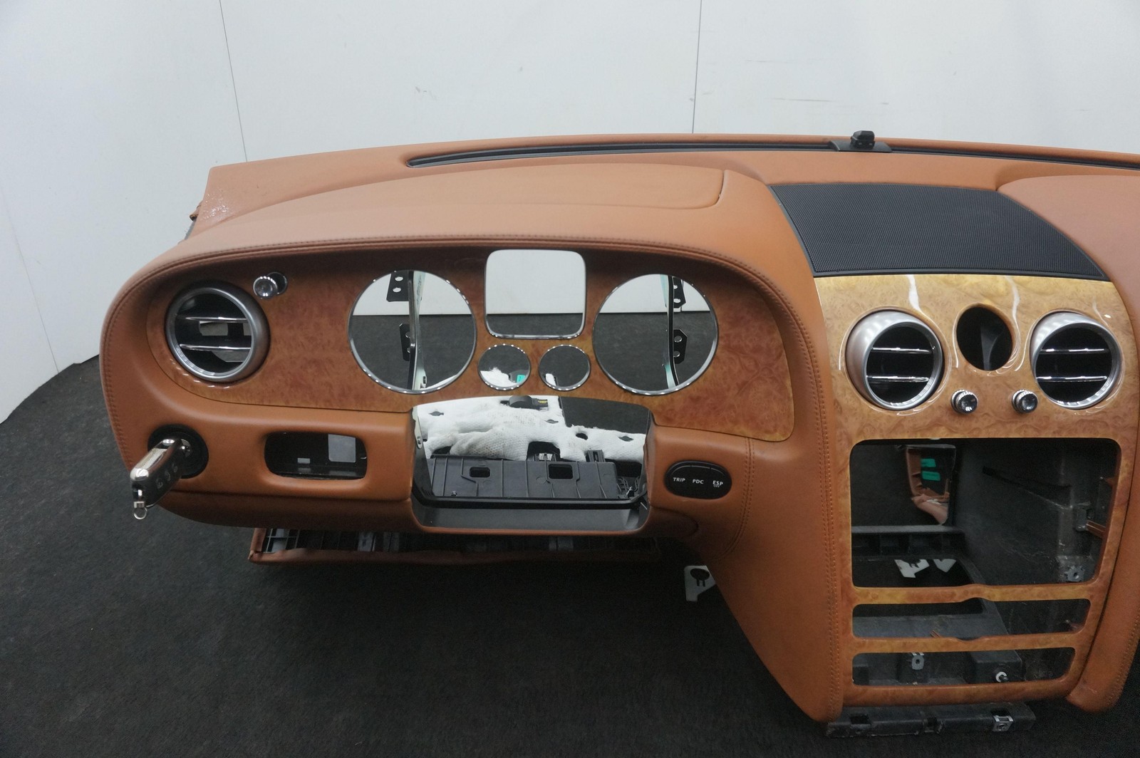 Dashboard Instrument Panel 3W5857669 Bentley Continental Flying Spur 06-12 *Note