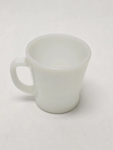 Vintage Fire-King Anchor Hocking White Milk Glass Coffee Cup /Mug  D Handle 