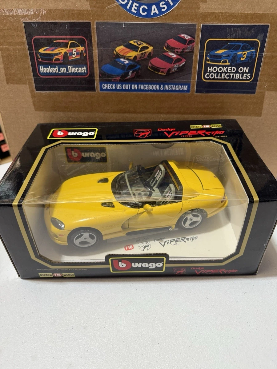 Maisto Dodge Viper RT/10 Contemporary Manufacture Diecast Cars for
