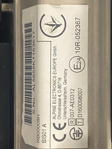 MINI (BMW) MINI Mk3 (F55/F56/F57) SERVICIO DE REEMPLAZO DE PANTALLA DE RADIO DISPLAY - Imagen 4 de 9