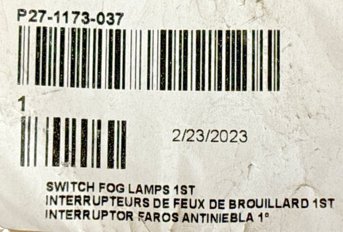 NEW GENUINE PACCAR KENWORTH / PETERBILT FOGLIGHT SWITCH p/n - P27
