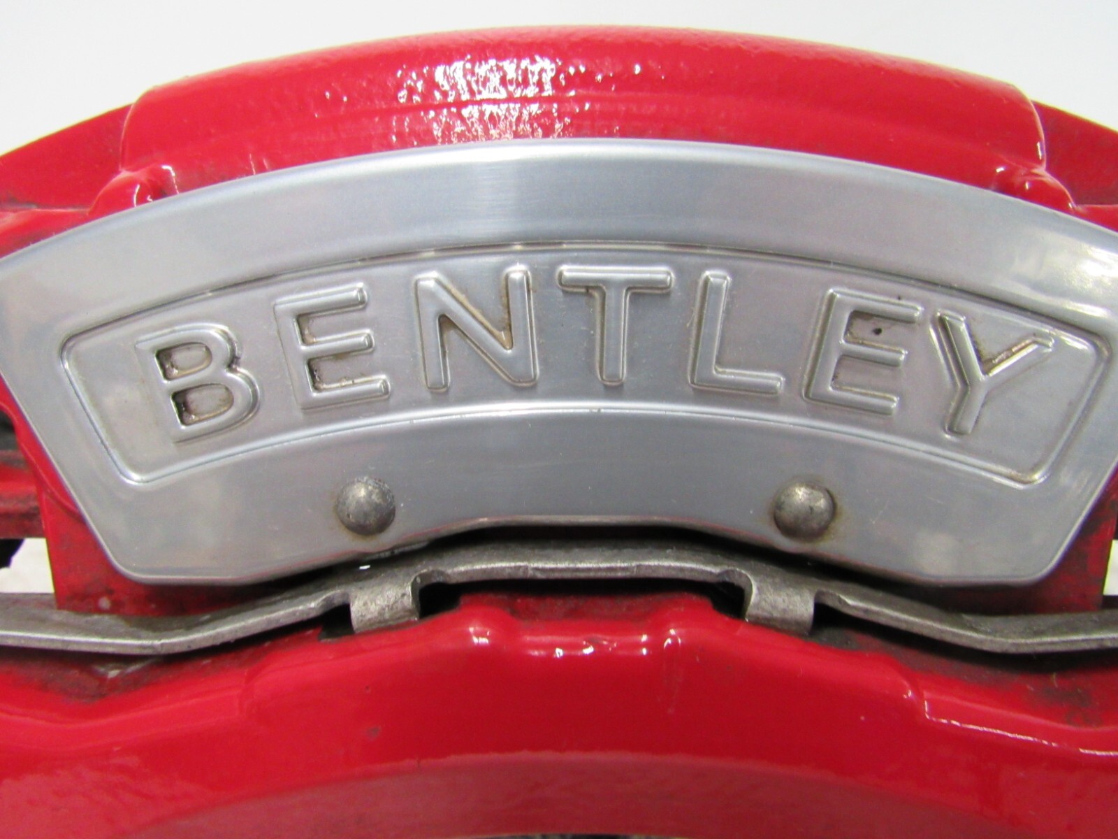 2013 BENTLEY CONTINENTAL GTC GT V8 LEFT FRONT CALIPER BRAKE PADS STOCK OEM -6872