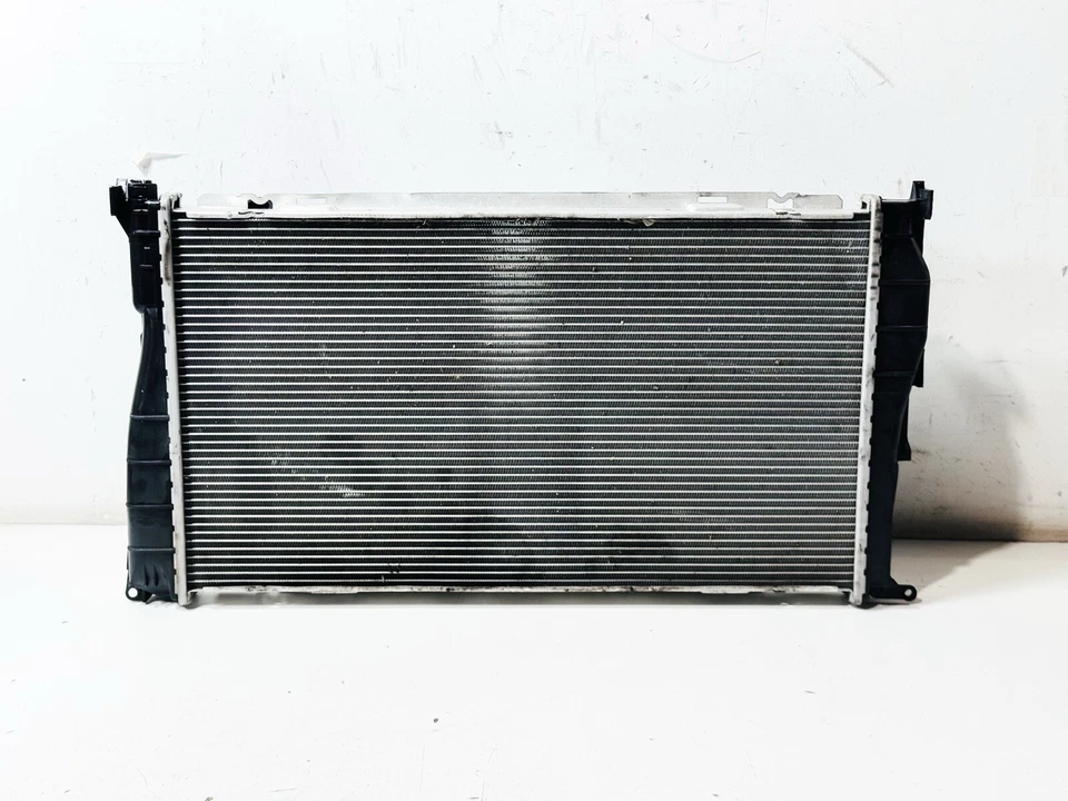 07-13 OEM BMW E82 E90 E92 E84 135 335 AT N54 N55 Engine Main Radiator Cooling - Image 2 of 4