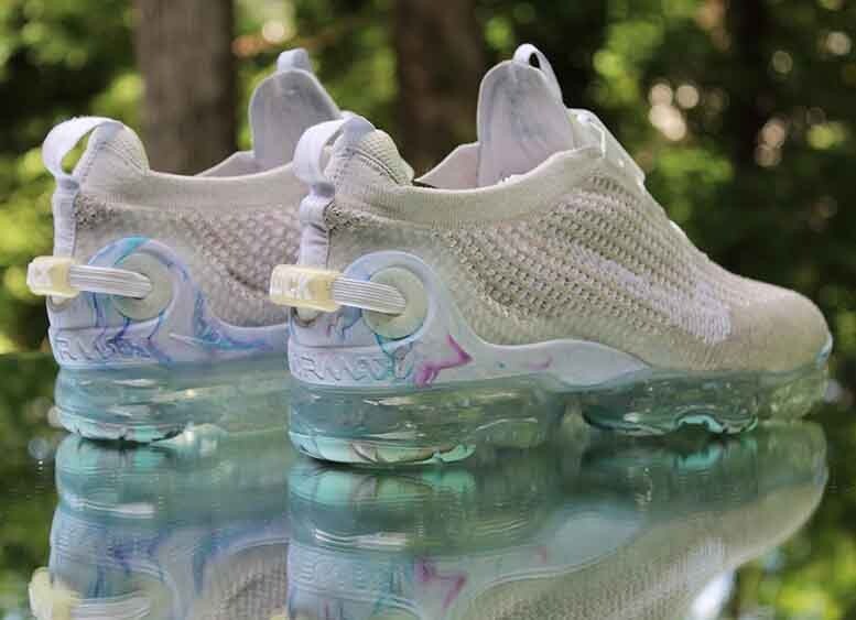 Nike Air VaporMax 2020 Flyknit Summit White Mens 9.5 $_12.JPG?set_id=880000500F main image 2