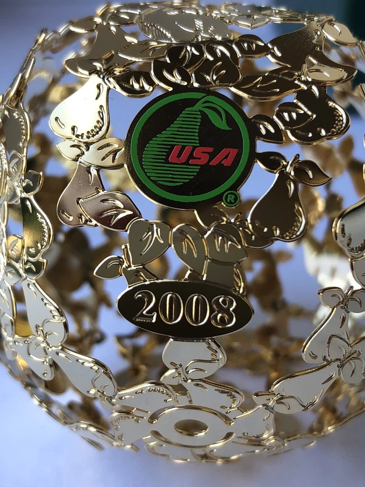 Partridge in a Pear Tree 2008 Pera Metal Bola Abierta Oficina Noroeste EE. UU. Ornamento Foto 3 de 4