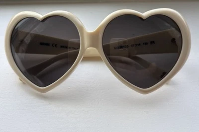 Moschino with Vintage Sunglasses for Women for sale | eBay display picture 2
