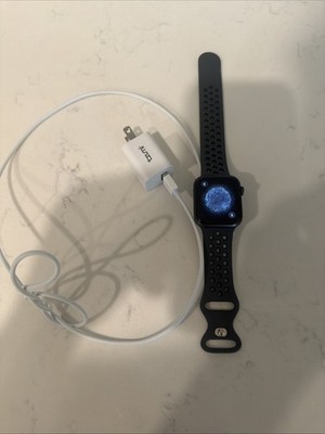 Apple Watch SE 44mm GPS Gray Aluminum Case Smartwatch MKQ63LL/A